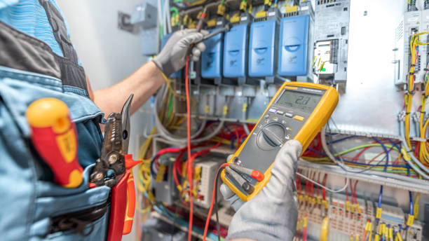 Best Best Electricians Near Me  in Windsor, MO